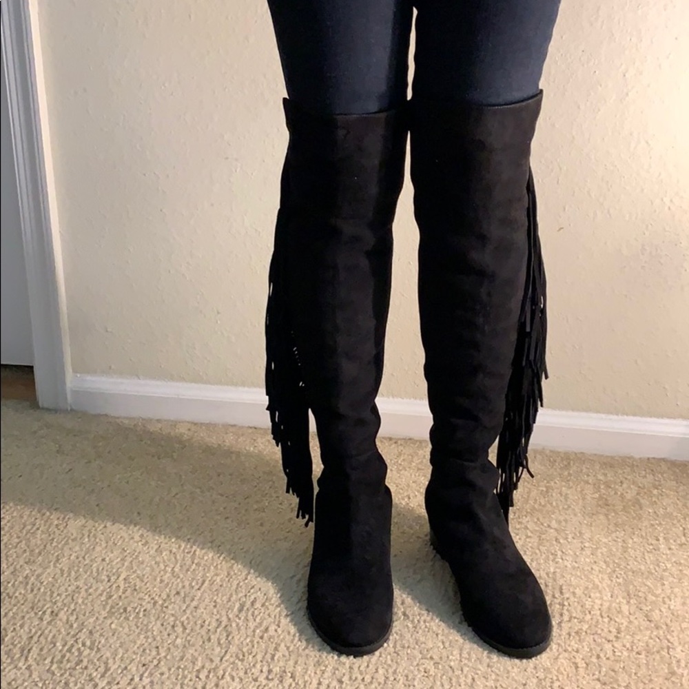Tall boots - Picture 4 of 7